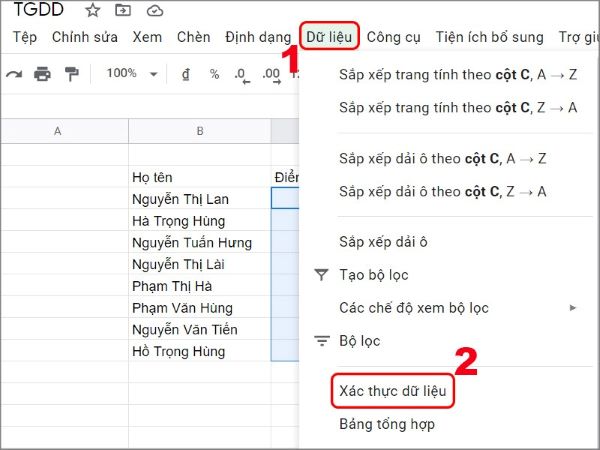 Chọn "Dữ liệu", sau đó chọn "Xác thực dữ liệu"