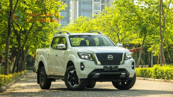 Xe bán tải Nissan Navara